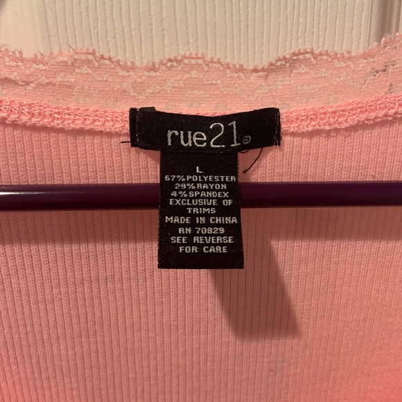 Pink blouse - Picture 2 of 2